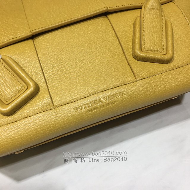 Bottega veneta高端女包 寶緹嘉爆款THE ARCO編織款手提包  BV經典款蝙蝠包  gxz1113